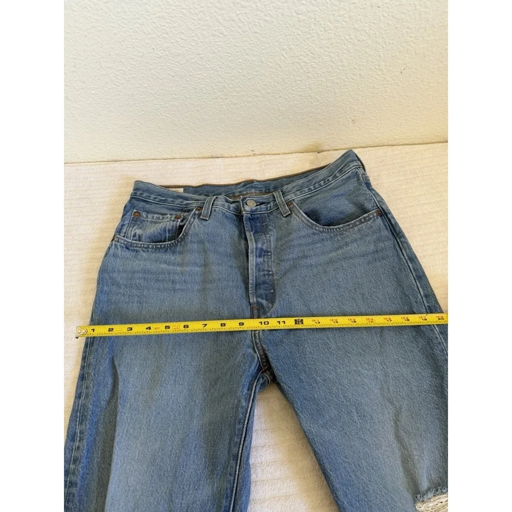 Levis Premium 501 W31 L28 Blue Cotton Ripped Straight‎ Leg Jeans Y2K